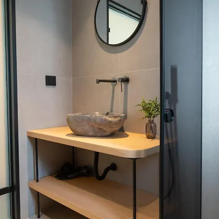 Olive 203 * Ναύπλιο